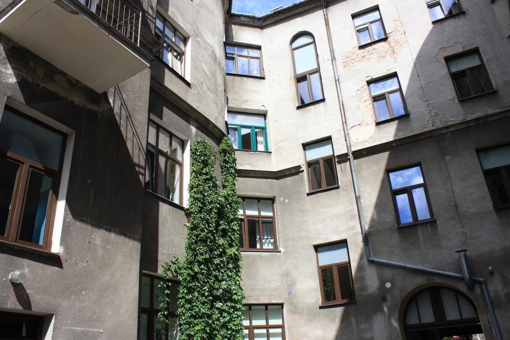 Cent Hostel Lublin Exterior photo